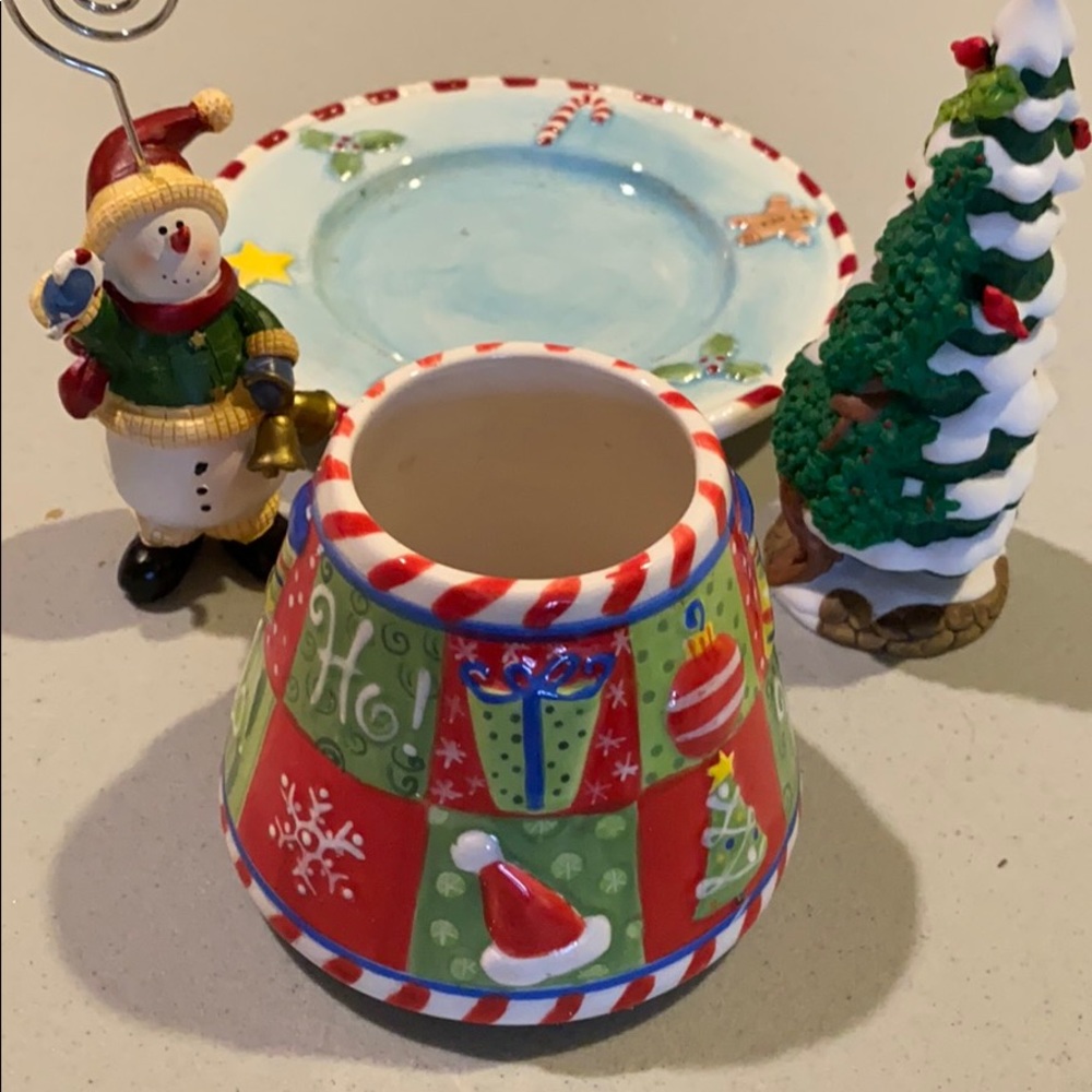 Christmas decorations - Yankee Candle and others.